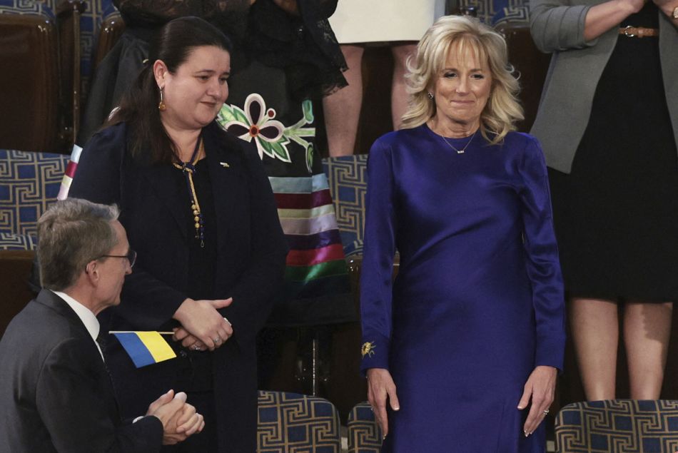 Jill Biden supporte l'Ukraine... Avec sa robe