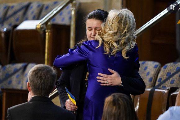 Jill Biden supporte l'Ukraine... Avec sa robe