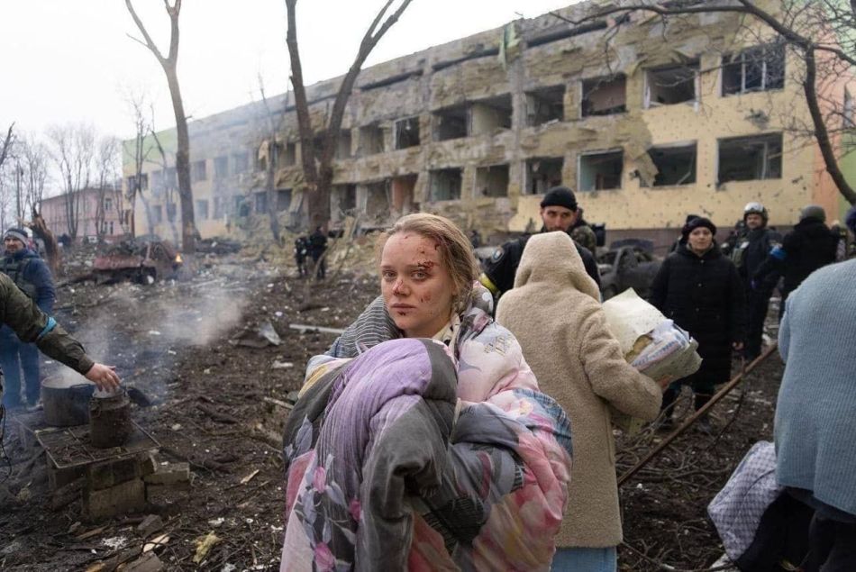 Marianna Podgurskaya enceinte après le bombardement de la maternité de Marioupol le 9 mars 2022