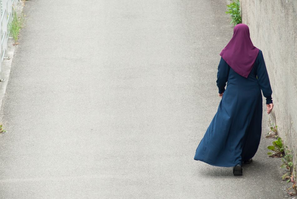 A Hendaye, une femme qui porte le voile chassée d'un restaurant par la restauratrice