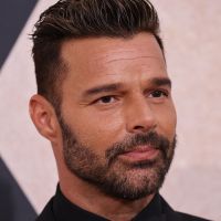 Accusé d'inceste et de violences sur son neveu, Ricky Martin réplique