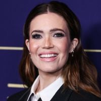 L'actrice Mandy Moore dévoile des clichés forts et sans filtre de son accouchement