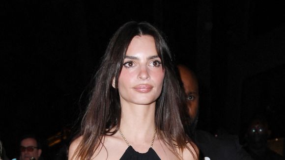 "Dégueulasse", "Misogynes" : Emily Ratajkowski tacle Hollywood et le patriarcat