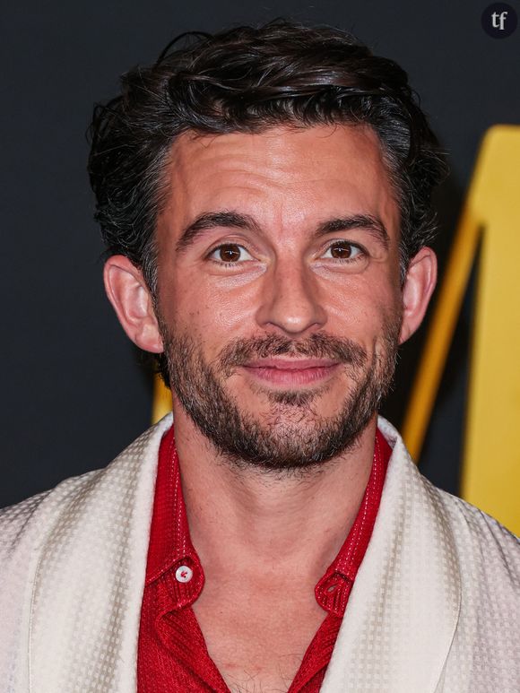 "Je vais te tirer dessus. D'où je viens, les gens comme moi tuent des gens comme toi."
Los Angeles, CA - Celebrities attend the Special Screening Of Netflix's 'Maestro' held at the Academy Museum of Motion Pictures in Los Angeles. Pictured: Jonathan Bailey