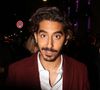 On l'aime tant, Dev Patel. Et pas simplement parce que la star de Slumdog Millionnaire et The Green Knight a récemment déclaré sa flamme à Portrait de la jeune fille en feu, expliquant : "C'est le dernier film qui m'a fait pleurer. C'est tellement romantique. C'était bouleversant, constamment. Je n'ai jamais souhaité à ce point que deux personnes fusionnent ensemble". L'acteur aimerait même tourner avec Céline Sciamma !
Dev Patel à la première du film "Chappie" à Berlin, le 27 février 2015 