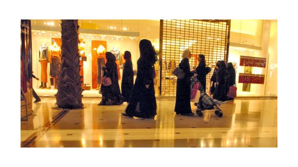 Burqa : un imam saoudien veut l'imposer aux petites filles