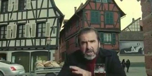 Cantona fait un portrait des houblonniers dans une pub pour Kronenbourg