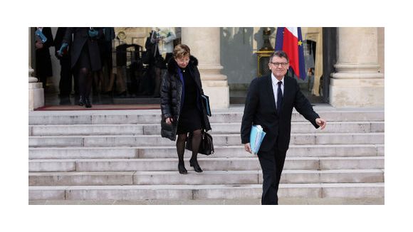 Vincent Peillon veut des vacances d'été plus courtes pour les enfants 