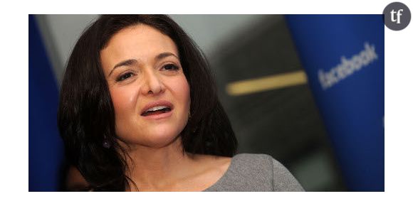 Sheryl Sandberg : maman et numéro 2 de Facebook, elle invite les femmes à se "bouger"