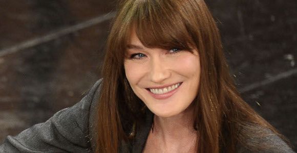 Carla Bruni et "Mon Raymond" : sa chanson pour Nicolas Sarkozy ne manque pas d'humour