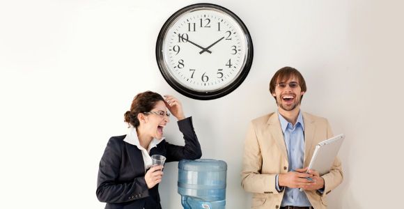 Pourquoi les femmes ne font pas rire au bureau