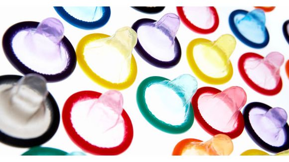 Bill Gates offre 100 000 dollars pour le préservatif du futur