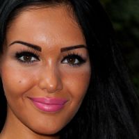 Nabilla seule dans un docu-réalité ? Non mais allô quoi !