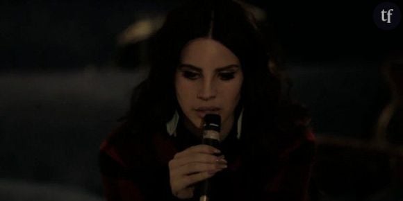 Lana Del Rey : chante Leonard Cohen avec Chelsea Hotel n°2  – video clip