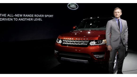 Daniel Craig fait de la publicité pour Land Rover
