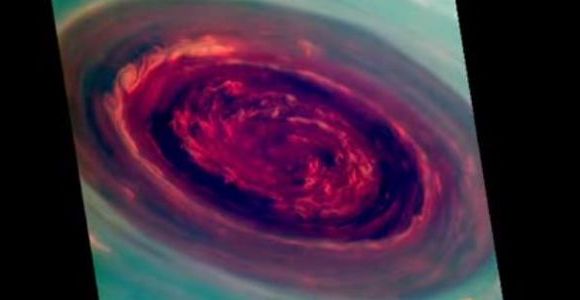Saturne : un cyclone géant et très impressionnant de 2000km - Vidéo
