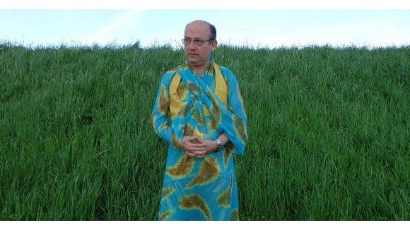 Iran : des hommes kurdes se travestissent pour soutenir les droits des femmes