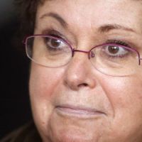 Angelina Jolie : Christine Boutin fait de l'humour sur sa mastectomie. Rire !