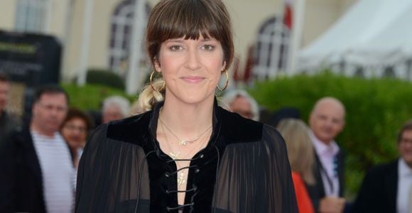 Daphné Bürki reste au Grand Journal de Canal +