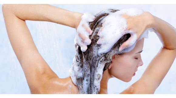 Layering : la nouvelle technique pour des cheveux beaux et brillants 