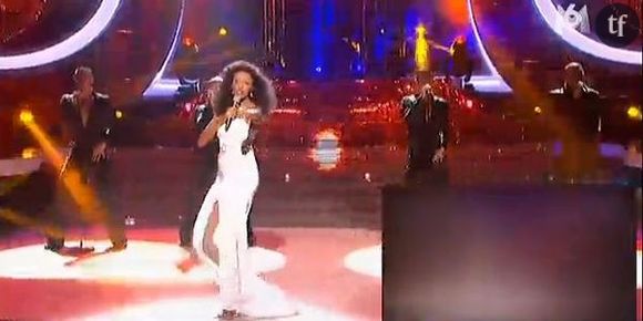 Un air de star : Karine Le Marchand en Diana Ross - Vidéo M6 Replay