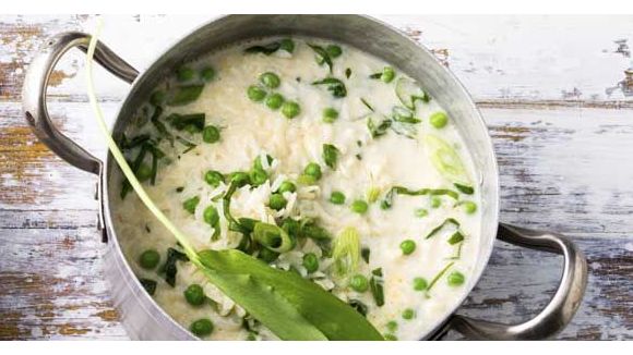 Recette de risotto aux asperges vertes et petits pois 