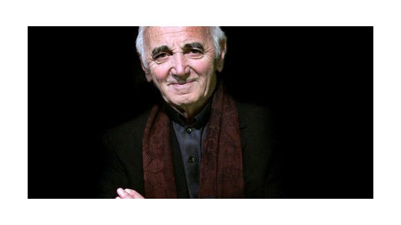 Charles Aznavour prouve qu’il n’est pas mort sur RTL !