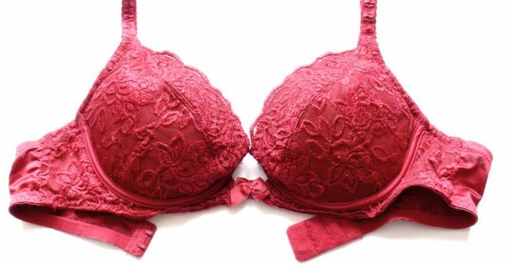 Bac 2013 : pas de soutien-gorge en Chine pour les candidates