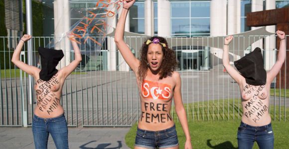 Femen Tunisie : l'action des trois militantes dessert-elle la cause d'Amina ?