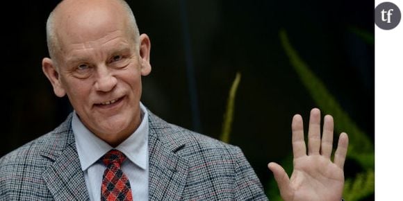 John Malkovich sauve la vie à un homme blessé à Toronto