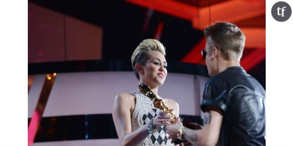 Justin Bieber est-il en couple avec Miley Cyrus ?