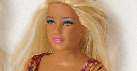 Barbie : "pas mal du tout" avec les mensurations d'une vraie femme - photos