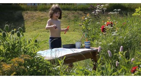 Autiste, elle peint des tableaux impressionnistes impressionnants