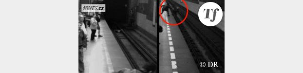 Elle tombe sur les rails du métro et survit - vidéo 