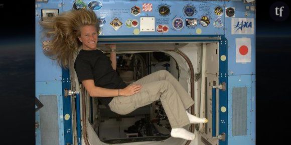 Qui est Karen Nyberg, l'astronaute star de Twitter et Pinterest ?