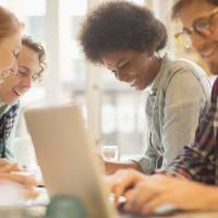 Astrologie : votre signe est-il compatible avec celui de vos collègues de travail ?