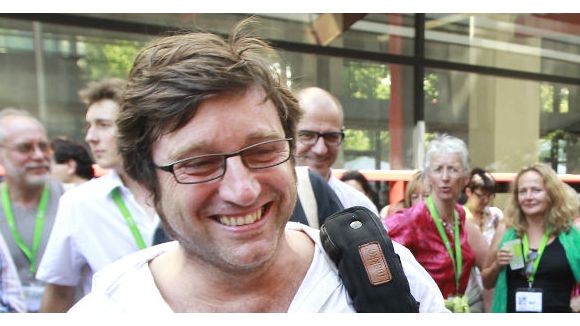 14 juillet : le compagnon de Cécile Duflot fait un bad buzz sur Twitter