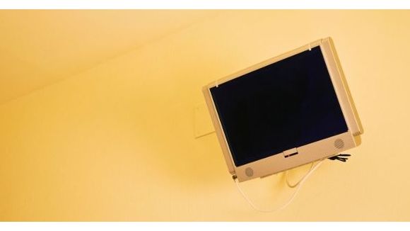 Un enfant blessé par une chute de télévision toutes les demi-heures aux USA