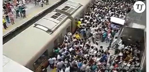 Le métro à l'heure de pointe, version Pékin… - vidéo
