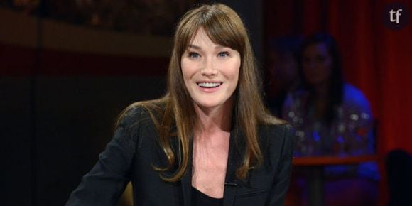 Site web de Carla Bruni : une pétition est créée, elle répond aux attaques