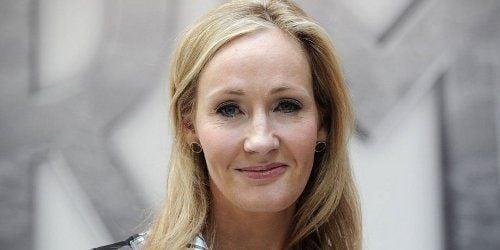 J.K Rowling indemnisée après la fuite de son pseudonyme