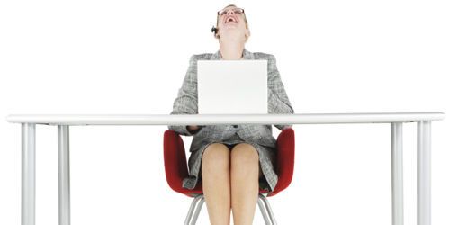 Les femmes célibataires travaillent (beaucoup) plus que les autres