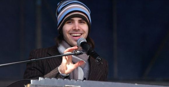 Jérémy Chatelain : l’ex d’Alizée chroniqueur sur D8 pour « Le Grand 8 »