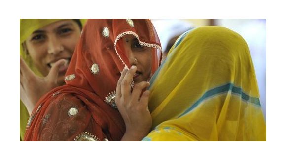 Viol collectif en Inde : la victime crie justice depuis son lit d’hôpital