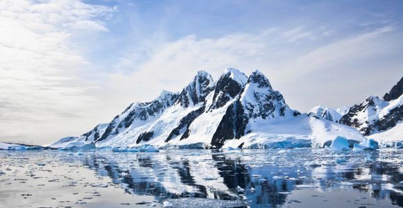 Tara Oceans : mission dangereuse sur la banquise pour la goélette 
