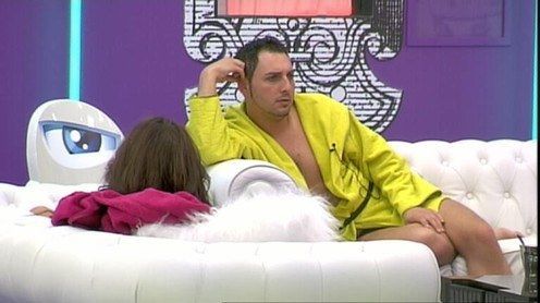Secret Story 7 : Nicolas Gigliotti entre dans la maison en direct lors du prime