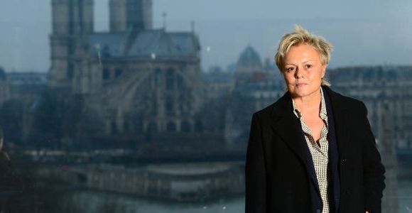 Le spectacle « Muriel Robin fait son show » sur TF1 Replay