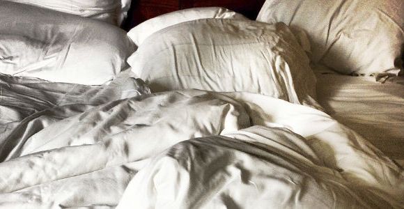 Escort à 14 ans... pour le "fun, le sexe et l'argent"