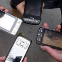 Téléphones espions: l’iPhone et les téléphones Android sont-ils des mouchards ?