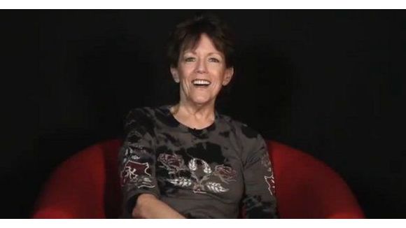 Apple : la comédienne Susan Bennett est la voix de Siri - vidéo